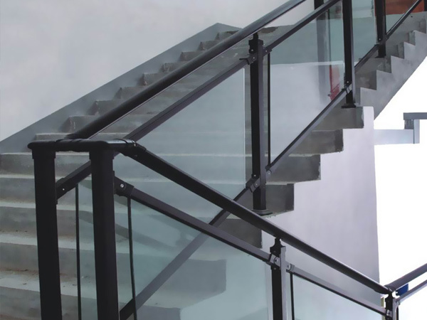 锌钢玻璃楼梯扶手