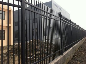 工厂锌钢护栏