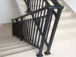 楼梯扶手栏杆工程量如何计算？