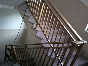 楼梯扶手采购流程