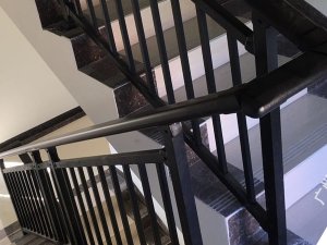 楼梯扶手优点与缺点