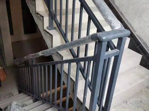 适合大批量采购的楼梯扶手类型有哪些？