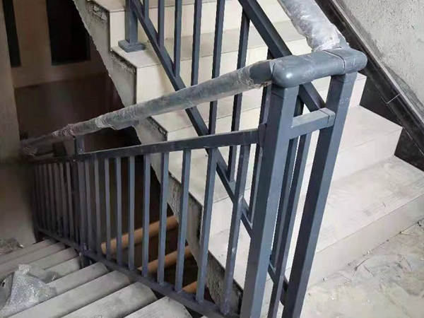 楼梯扶手什么样的最适合建筑工程批量采购？