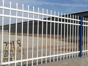 锌钢栅栏与锌钢栏杆、锌钢护栏、锌钢围栏之前关系与区别
